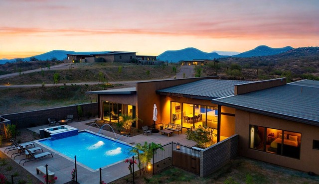 Paradise Canyon-Heated Pool-Mountain View-Estate 1