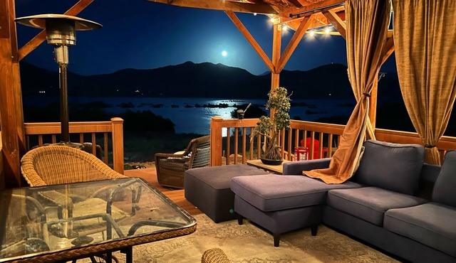 Paradise Cove Lake House