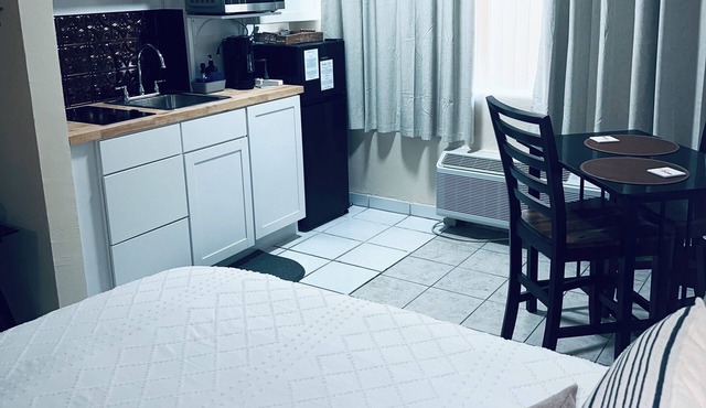 Paradise Cove ~ Studio Condo near the Beach