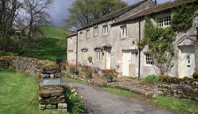 Paradise End: Large cottage for families and friends in beautiful rural setting