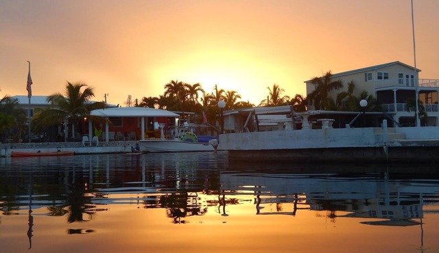 Paradise Found! Key Largo 3 Bed/2 Bath Waterfront!