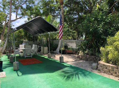 Paradise Found-Key Largo Kampground Divers Welcome