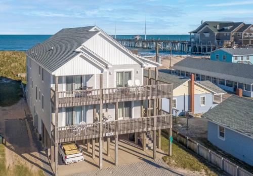 Paradise Found - Nags Head MP 16.5, Oceanfront, Ocean & Sound Views, Pool, Hot Tub, Pets OK