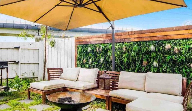 Paradise Getaway 3BR Apt in Clayton with FreeParking