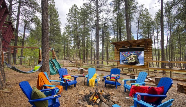 Paradise in the Pines - Pet friendly, summer getaway! Rental car available