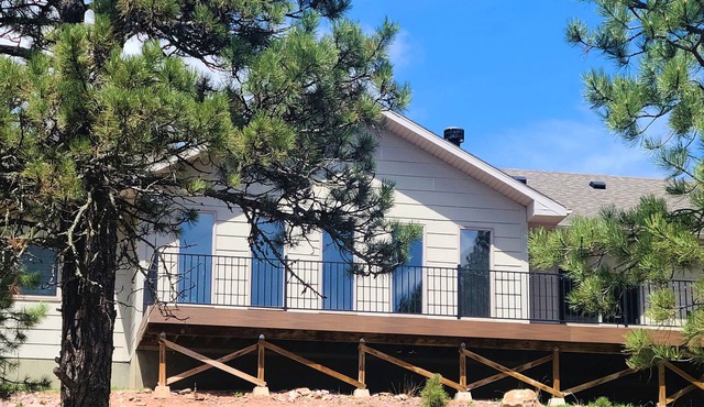 Paradise in the Pines - 10 miles to Mt. Rushmore - 6 miles to Custer State Park