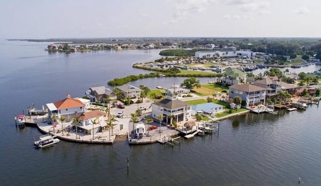 Paradise living, Direct Gulf front Island home