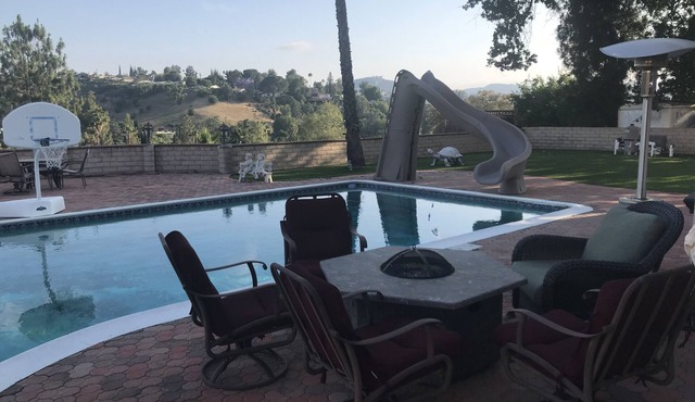 paradise luxury experiencenSleep bed 4 bedroom 1 livingroom 1
