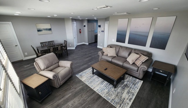 Paradise on Lake Harris Apt #202