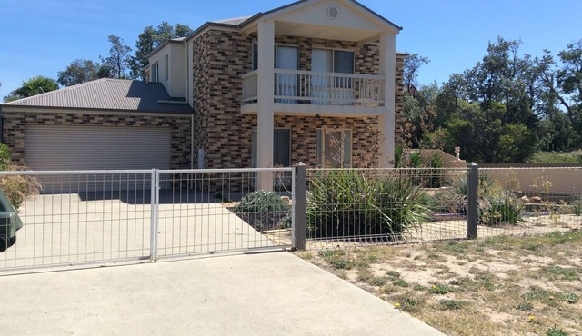 PARADISE ON THE BEACH!