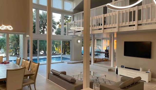 Paradise On The Laken15-20mins from the beaches & FLL airport