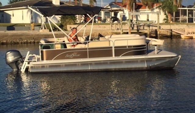 Paradise on the Gulf! FREE pontoon boat use and salt water pool.