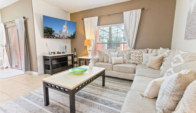 Paradise Palms Resort/PS5/Private South Facing Pool/10 Mins Disney/Lagoon pool