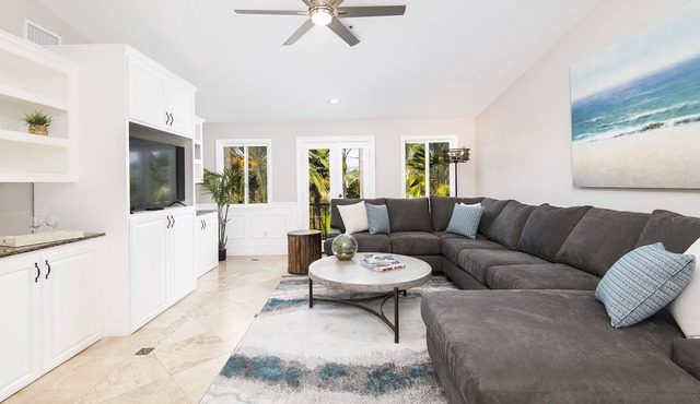 Paradise Palms Retreat: Lux Vacay or Wedding! - Welcome to Paradise!