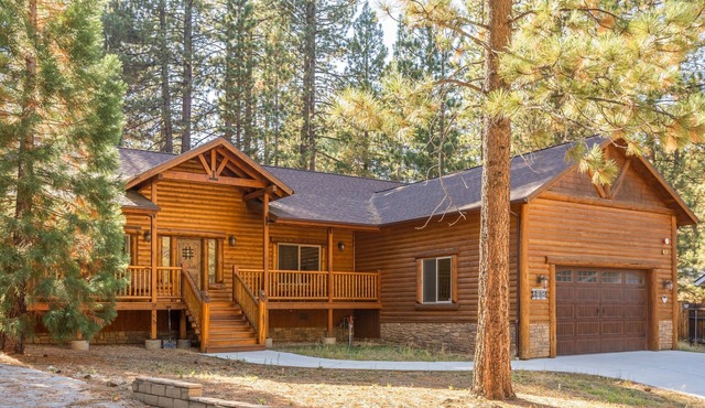 Paradise Pines. Walk to Summit, new home in our portfolio, relax and have fun. 3x2 promo!