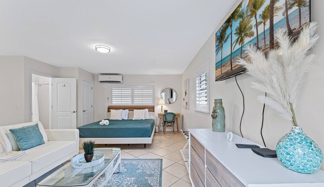 Paradise Pocket - Unit A
