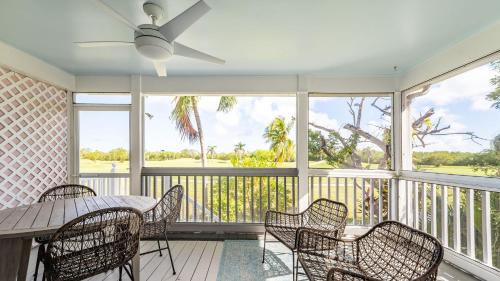 Paradise Point by AvantStay Golf Course Living