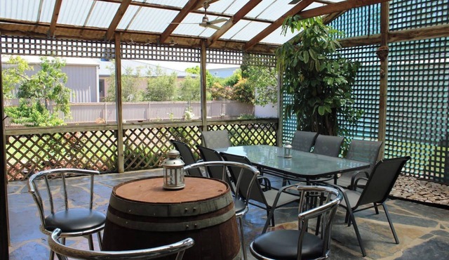 Paradise @ Port Hughes, 500M walk to beach, ALL LINEN & TOWELS PROVIDED