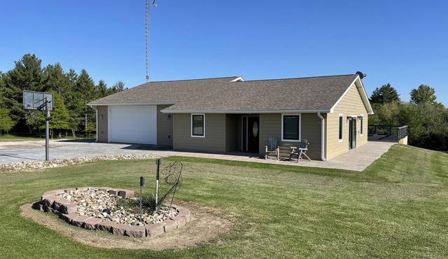 Paradise Retreat On Beautiful Rathbun Lake - Homemade Mexico