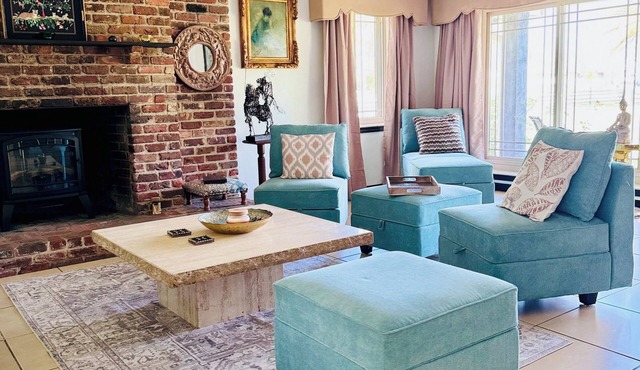 Paradise Retreat - Saint Cloud, FL. 4 bedrm Luxury Vacation Rental, Pet Friendly
