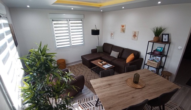 Paradise Trail - Detached 2-bedroom house - Peaceful, natural setting and forest