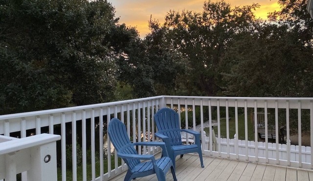 Paradise Vacation Rental with Water Views