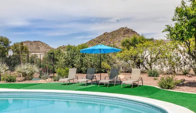 Paradise Valley Home w/ Pool, Stunning Mountain Views, Basketball Court
