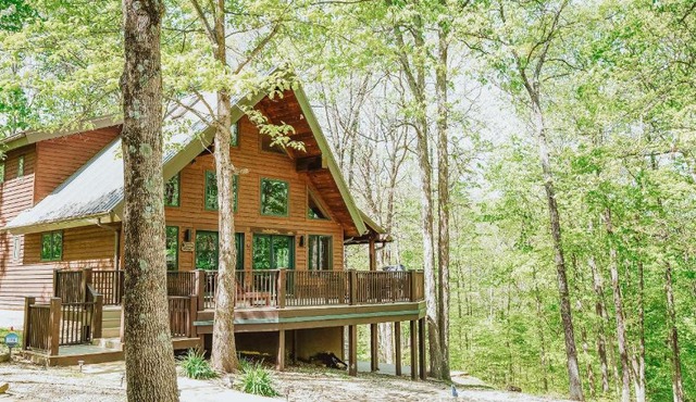 Paradise View Log Cabin