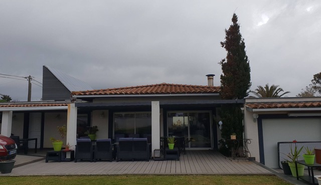 Paradise villa of 300 m fully equipped