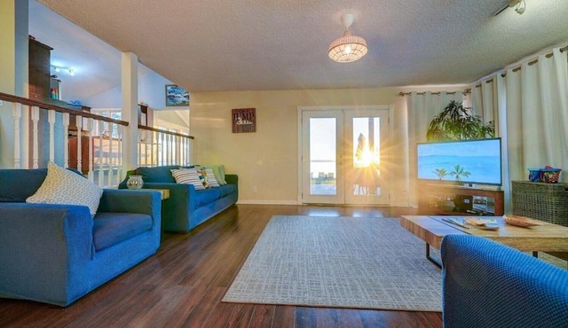 Paradise Waterfront Cottage (35 Min Drive From Toronto)