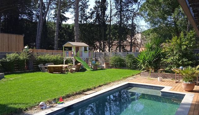 Paradise with heated pool Aigues Mortes