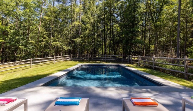 Paradise Woodstock - Pool Opens 1st May!