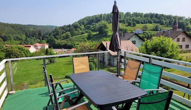 Paraison, Appartement Avec Terrasse Plein sud et Baignoire à jet