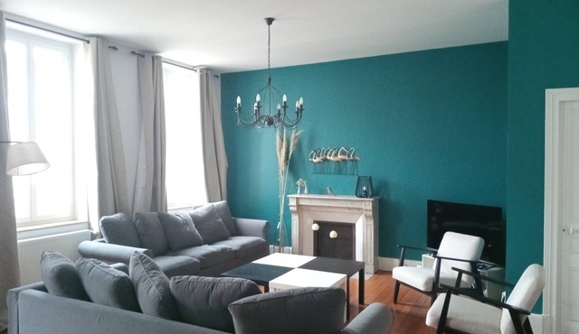 PARAY CENTER/GRANDE MAISON