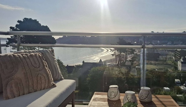 Parenthèse enchantée face à la mer à Perros-Guirec