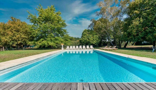 Parenthèse 30 sleeps Piscine two Gîtes 15 sleeps