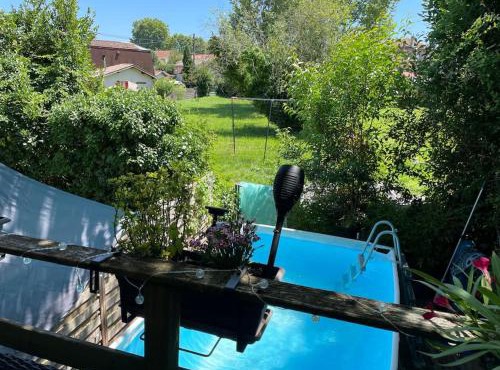 Parenthèse urbaine de charme avec piscine et clim