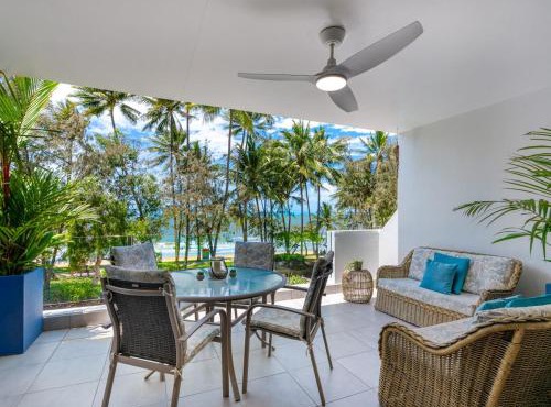 Paringa Beachfront Apartment 7 with Ocean Views