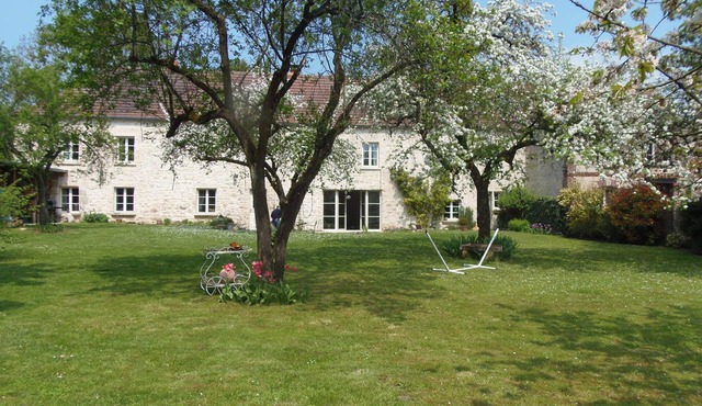 "Paris'Countryside - Family Spirit"