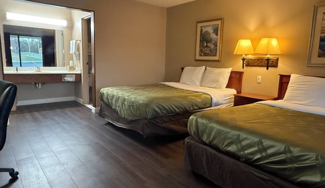 Paris Inn and Suites