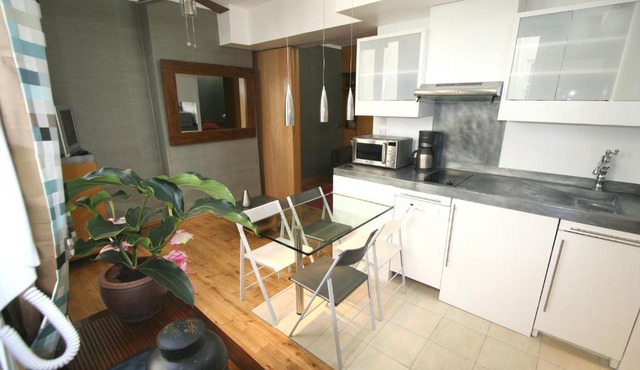 Paris Interiors Rentals - Le Marais LOUVRE - NOTRE DAME