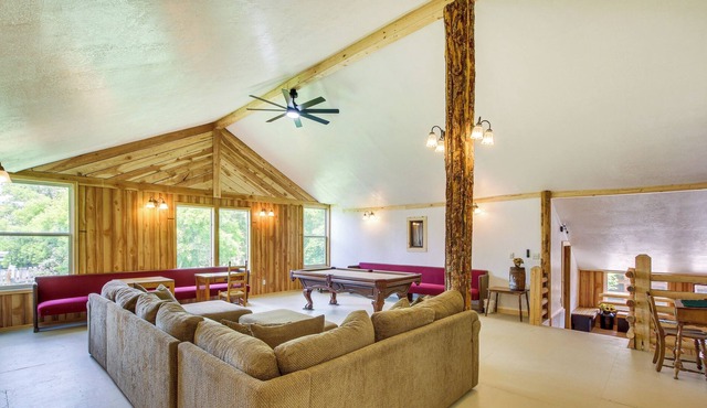 Paris Vacation Rental ~ 4 Mi to Bear Lake!