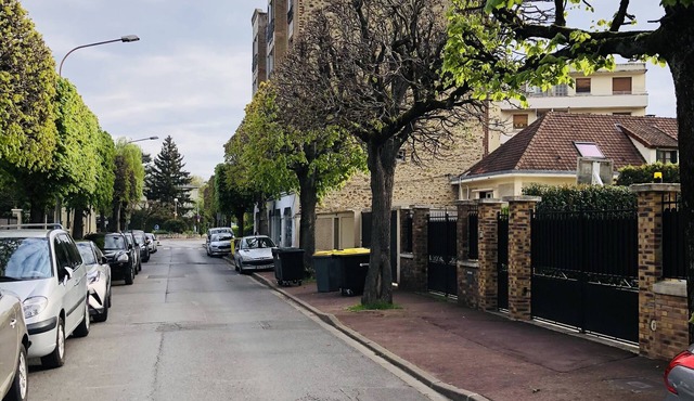 Paris Visit Business Tourism