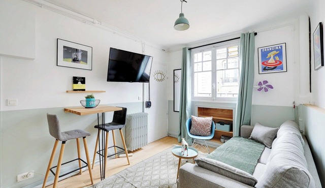Parisian cocoon for 2 in Batignolles - 17th ard