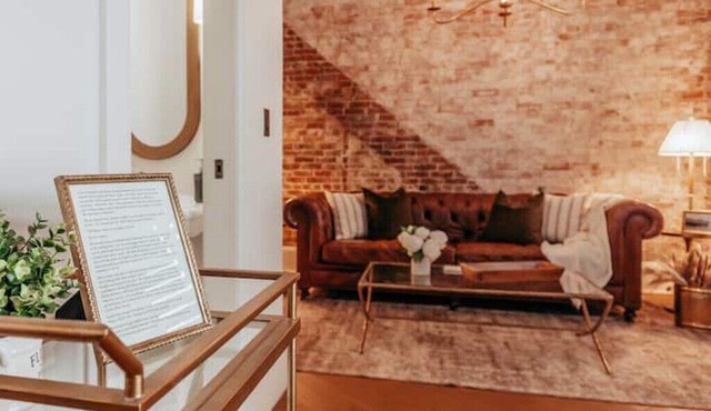 Parisian Harbour: Elegance and luxury by the sean