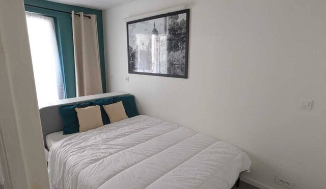 Parisian Hideaway - Heart of Montmartre, Abbesses