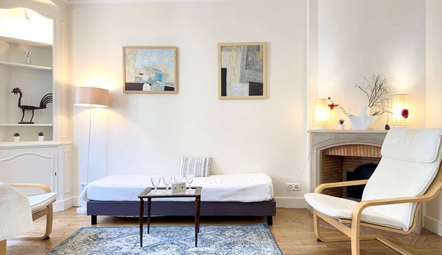 Parisian Home | 1 room | Invalides