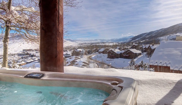 Park City Hilltop Lux Home w/Panoramic Views, Private Hot Tub&Jet tub