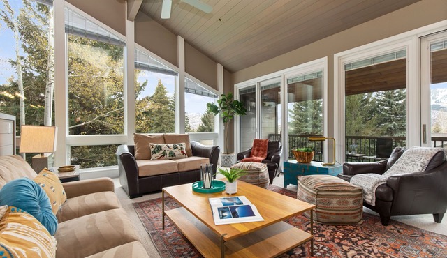 Park City Luxury Home - Hot tub + Great for Groups!