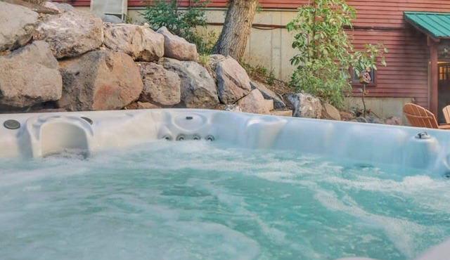 Park City Mountain Retreat 4BR Hot Tub Fire Pit